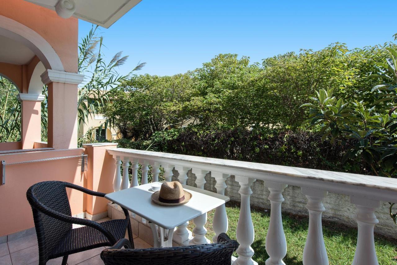 Eriva Hotel Acharavi  Exterior photo